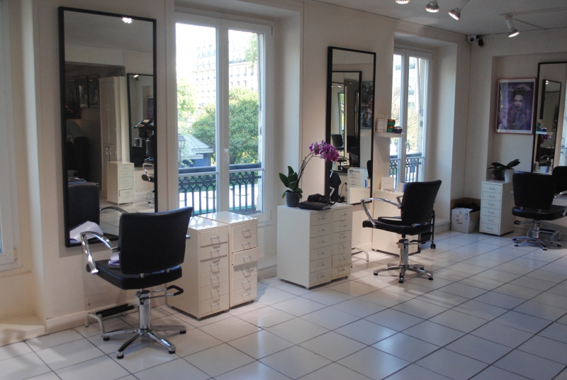 salon-coiffure-LE CANNET-min_floor-home-office-property-living-room-room-781228-pxhere.com